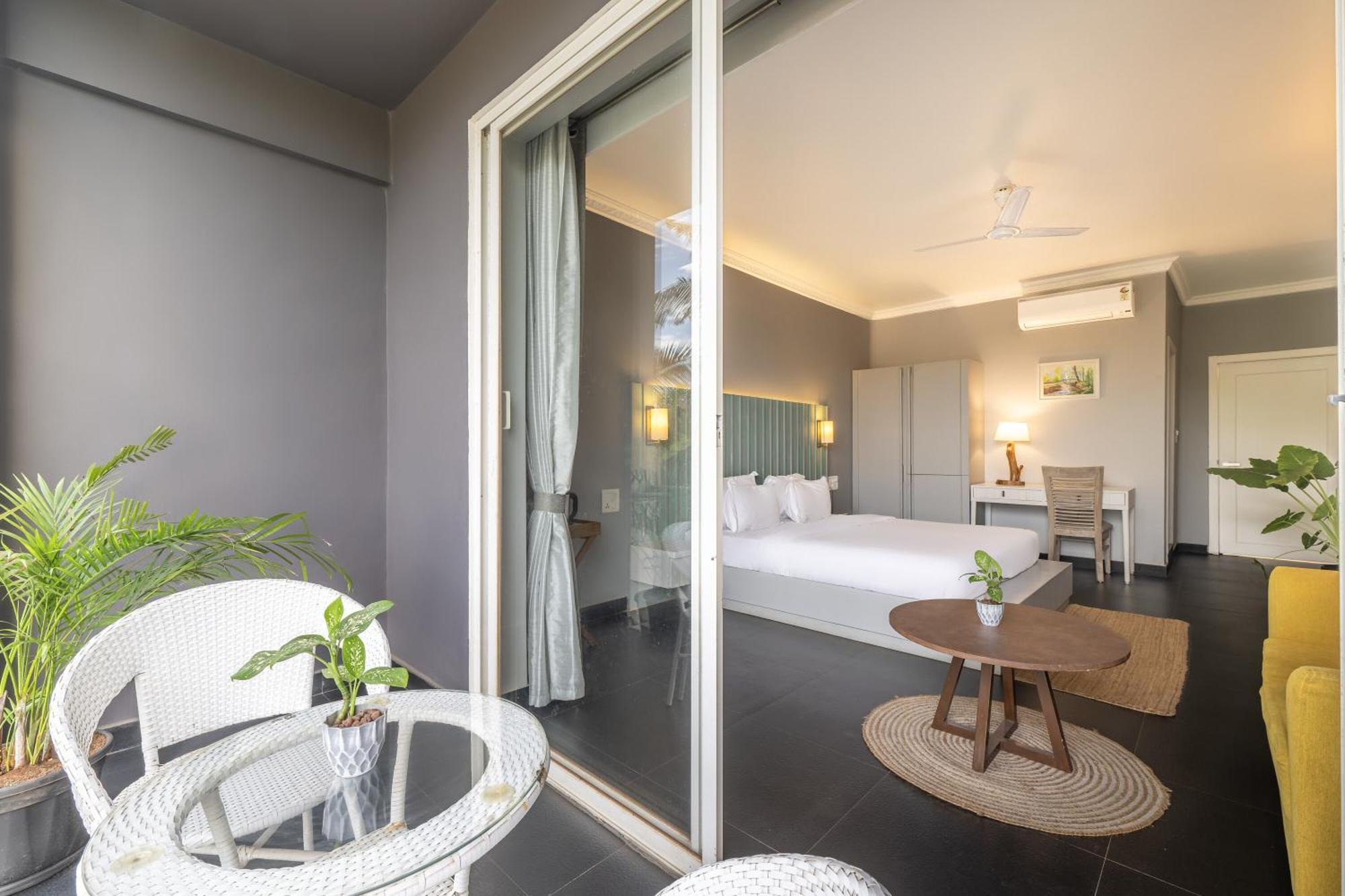 Hotel Echor Samara Morjim Goa Sea View Restro Zewnętrze zdjęcie